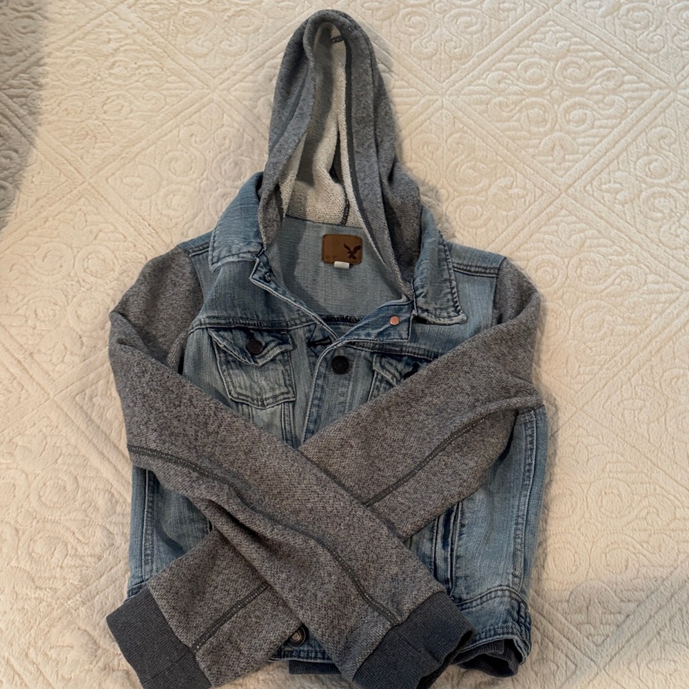 American Eagle Outfitters Gray and Blue Hooded Denim Jacket - Picture 7 of 8